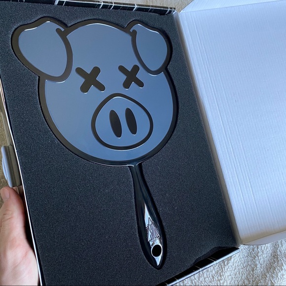 Jeffree Star Other - Jeffree Star x Shane Dawson Black Pig Mirror